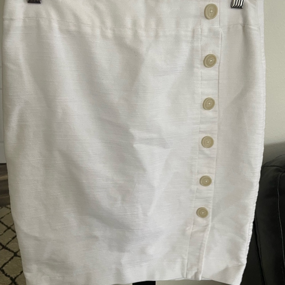 Loft ivory dressy skirt size 4